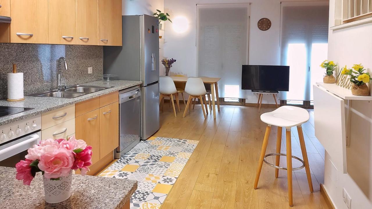 Precioso Apartamento Duplex En El Centro De Olot Apartment Exterior photo